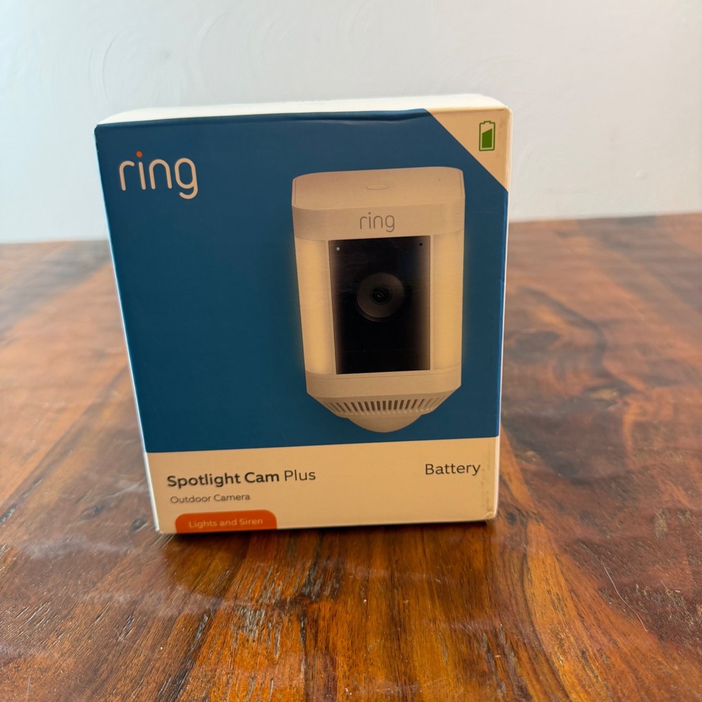 Ring Spotlight Cam Plus Battery Outdoor Security Camera White 1080p HD Video